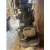 Image 1 : Vintage Belt-Drive Electric Air Compressor