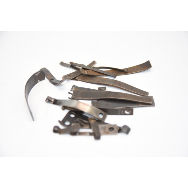 Over 25 Assorted Flat Springs