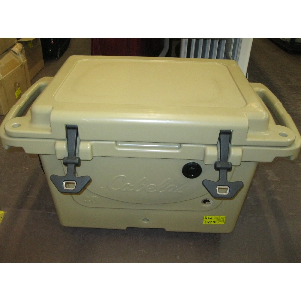 CABELA'S GRIZZLY PROOF 40 COOLER