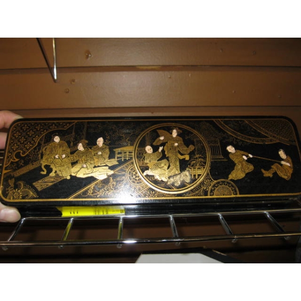 CHINESE BRUSH BOX, LACQUERED GOLD