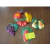 Image 1 : 4 VINTAGE FRUIT CHALKWARE WALL HANGINGS