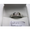 Image 3 :  LADIES PLATINUM DIAMOND RING, 3G, SZ 9 1/2