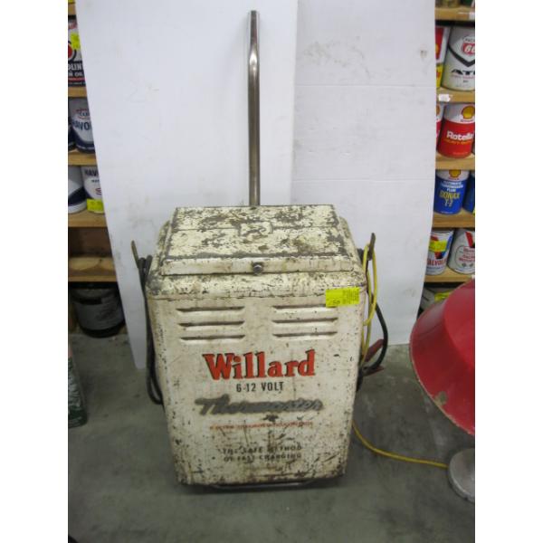 WILLARD 6/12V BATTERY CHARGER