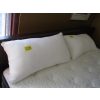 Image 1 : PAIR OF WHITE DECORATIVE PILLOWS