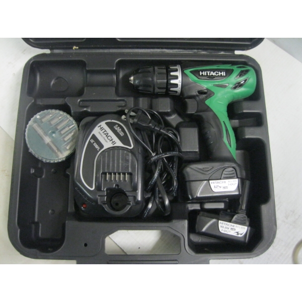 HITACHI 12V DRILL W/BATTERIES & CHARGER IN CASE
