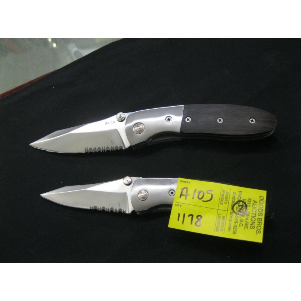 2 FOLDING KNIVES