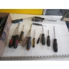 Image 2 : SCREWDRIVERS