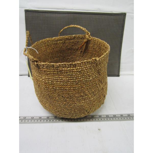 INDIGENOUS LG. SEAGRASS BASKET