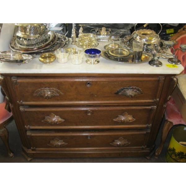 3 DRAWER ANTIQUE MARBLE TOP DRESSER