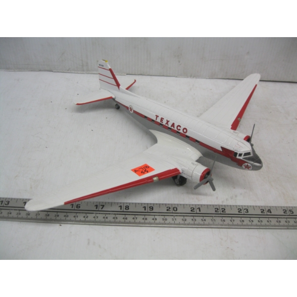 TEXACO METAL AIRPLANE