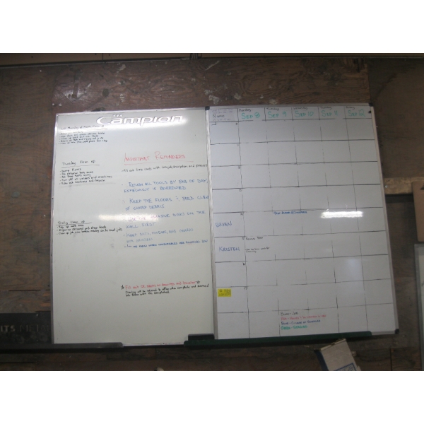 2 WHITEBOARDS
