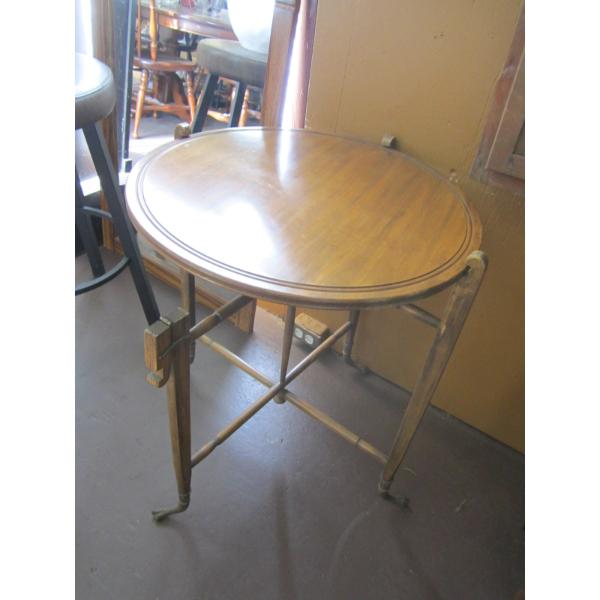 EARLY FLIP TOP GAMES TABLE