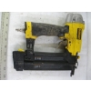 Image 2 : DEWALT BRAD NAILER