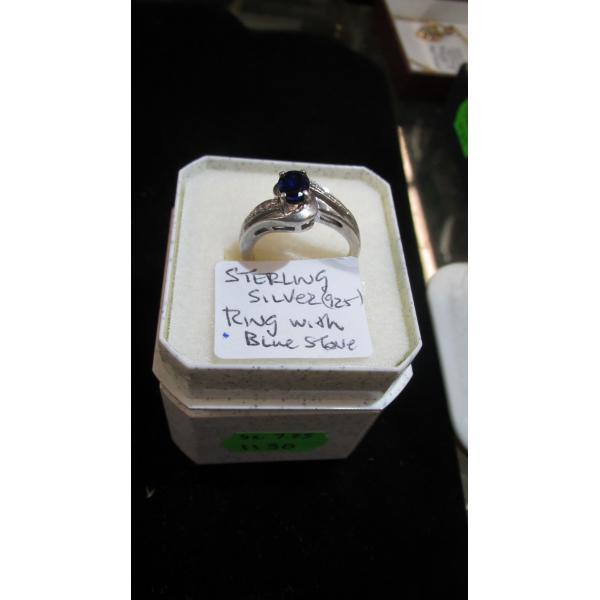 STERLING SILVER RING W/BLUE STONE