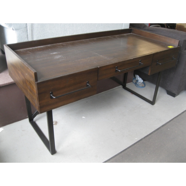 3 DRAWER DESK