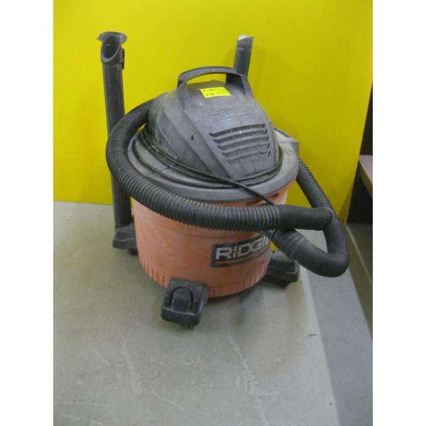 RIGID SHOP VACUUM