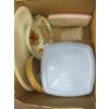 Image 4 : 2 BOXES OF MISC. PLASTICWARE