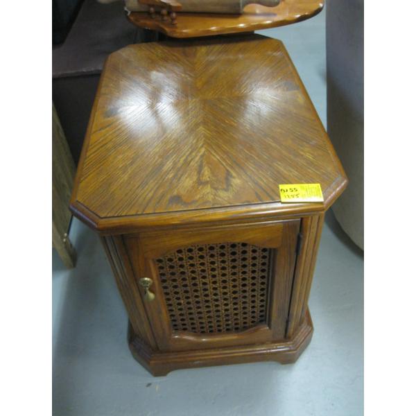 END TABLE W/DRAWER