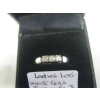 Image 3 : LADIES 10KT WHITE GOLD RING W/3 SM. DIAMONDS, 2G, SZ 6 3/4