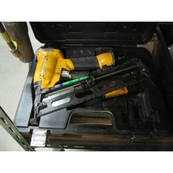BOSTITCH AIR NAILER