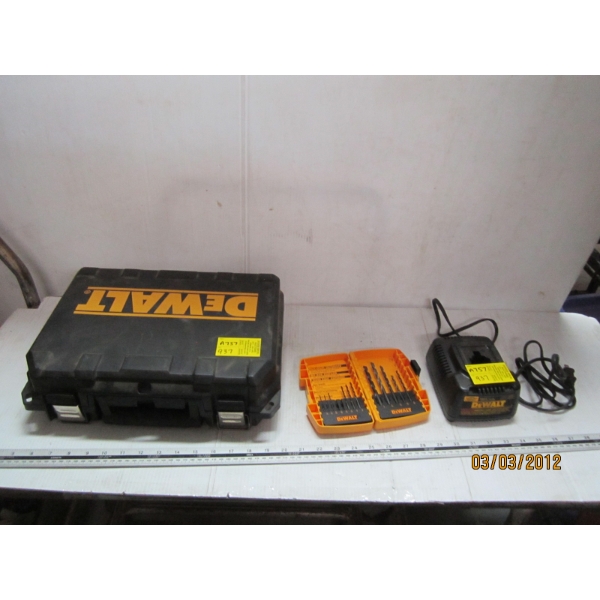 DEWALT CORDLESS SCREWDRIVER W/2 BATTERIES, CHARGER & EXTRA CHARGER & BIT SET
