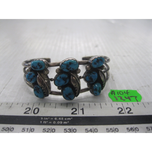 SILVER & TURQUOISE NAVAJO BRACELET