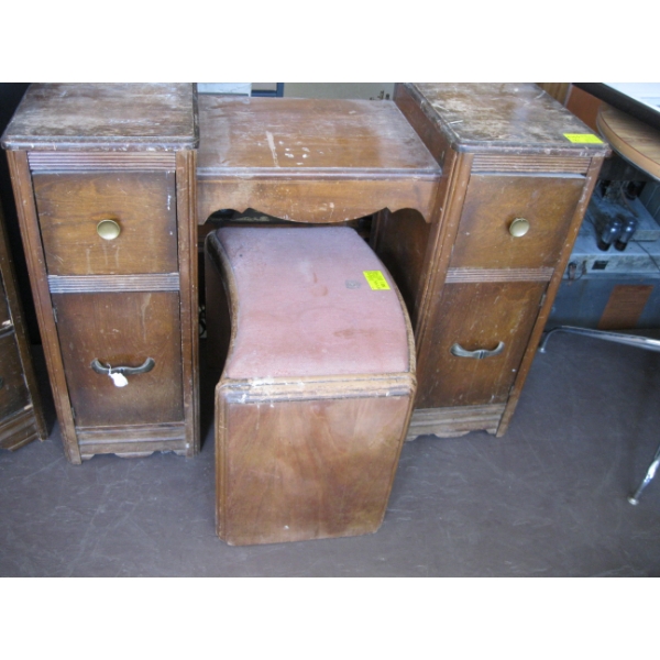 MATCHING ANTIQUE VANITY DRESSER W/STOOL