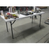 Image 1 : 6' WHITE FOLDING PLASTIC TABLE