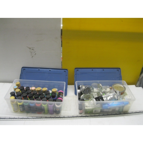 2 SM. PLASTIC CONTAINERS OF ACRYLIC PAINT, ETC.