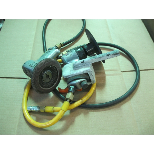 2 AIR GRINDERS