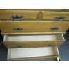 Image 5 : MAPLE 5 DRAWER CHEST OF DRAWERS