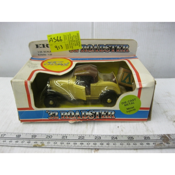 1932 ROADSTER DIECAST CAR