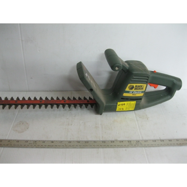 BLACK & DECKER 16" HEDGE TRIMMER