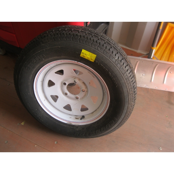 ST205/75R15 TRAILER TIRE