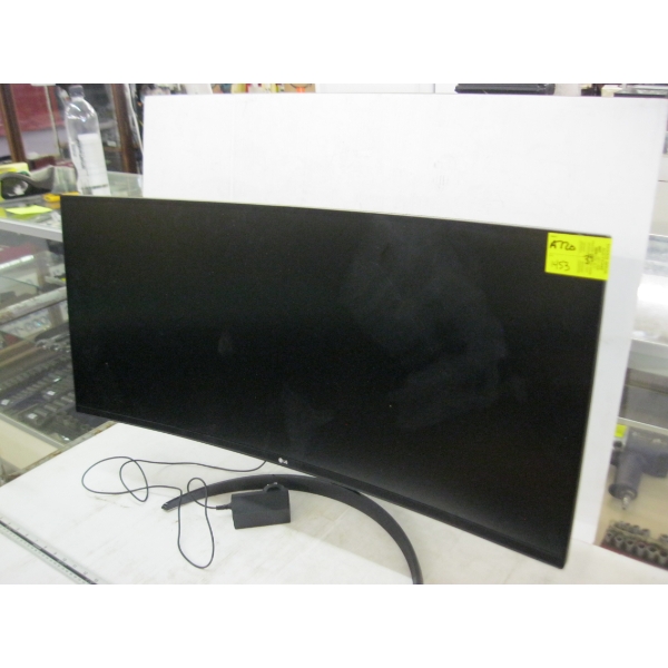 34" CURVED LG MONITOR