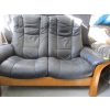 Image 2 : LEATHER LOVESEAT