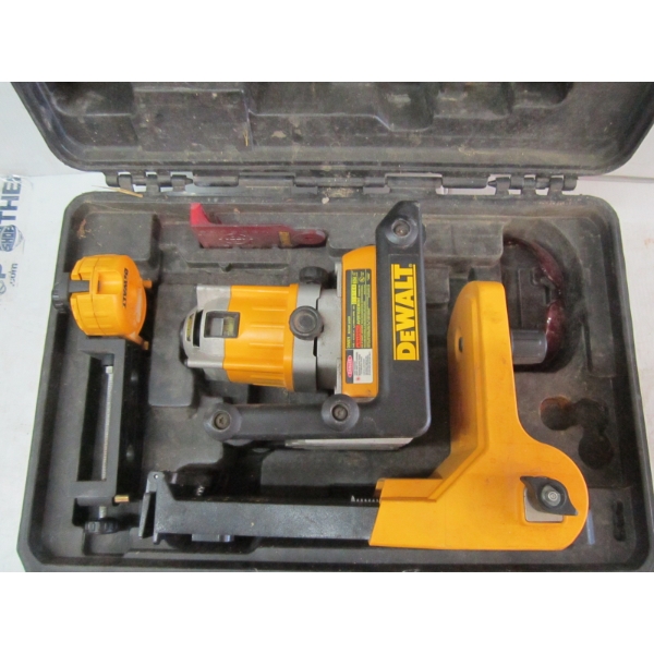 DEWALT DW071 ROTARY LASER IN CASE