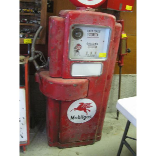 WAYNE 100 1947 FUEL PUMP - NO TOPPER