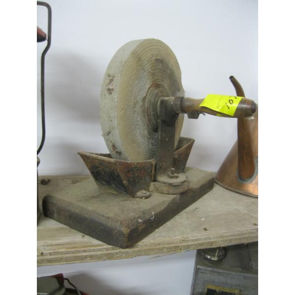 HAND CRANK GRINDSTONE