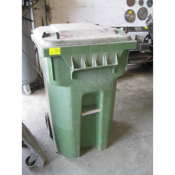 GREEN GARBAGE CAN
