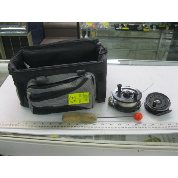SM. BAG W/2 FISHING REELS