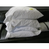 Image 1 : 4 STANDARD PILLOWS IN CASES