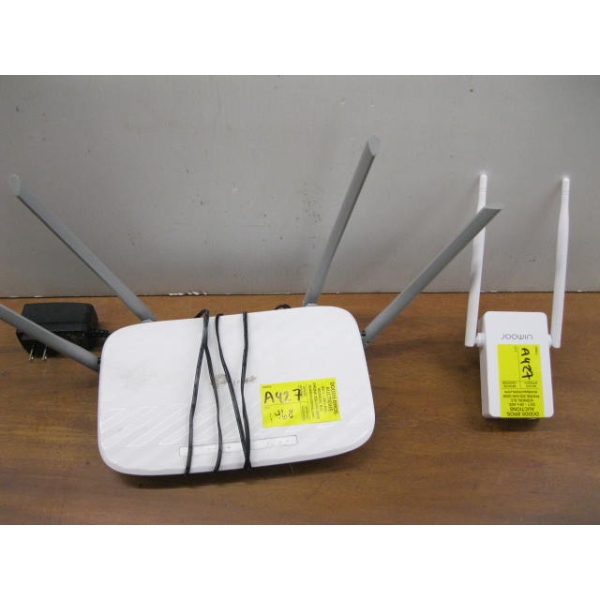 2 WIFI BOOSTERS