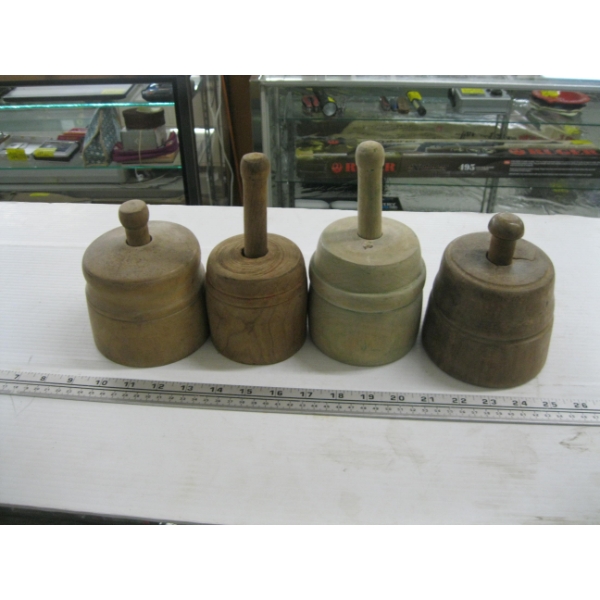 4 ROUND WOODEN BUTTER STAMPS