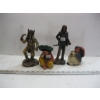 Image 1 : 4 FIGURINES