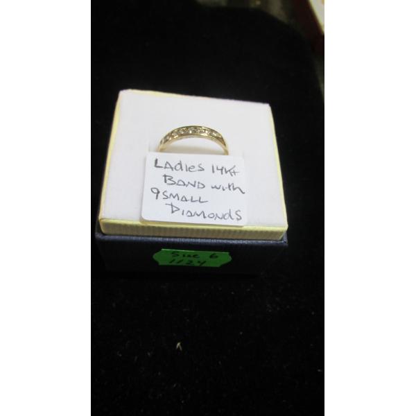 LADIES 14KT BAND W/9 SM. DIAMONDS, SZ 6