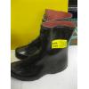 Image 4 : PAIR OF LEATHER SZ 9 BOULET COWBOY BOOTS & RUBBER OVER BOOTS
