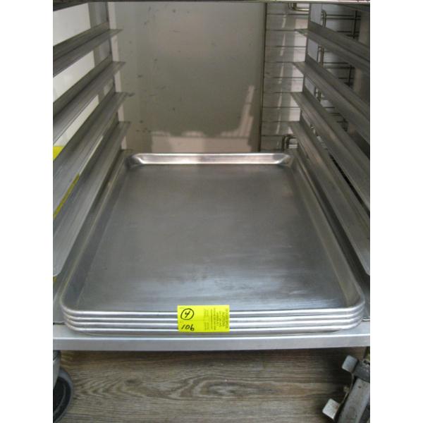 4 SHEET PANS