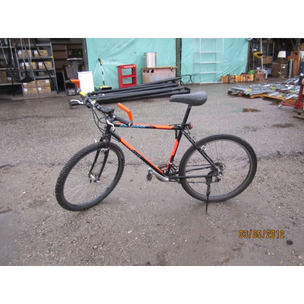 KUWAHARA CASCADE MOUNTAIN BIKE