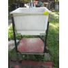 Image 1 : WASHTUB ON STAND